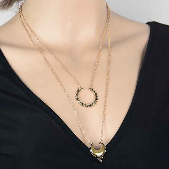 3/$20...Double Layered Antique Gold Necklace - Picture 1 of 4